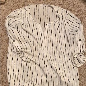 Polka dot 3/4 sleeve blouse